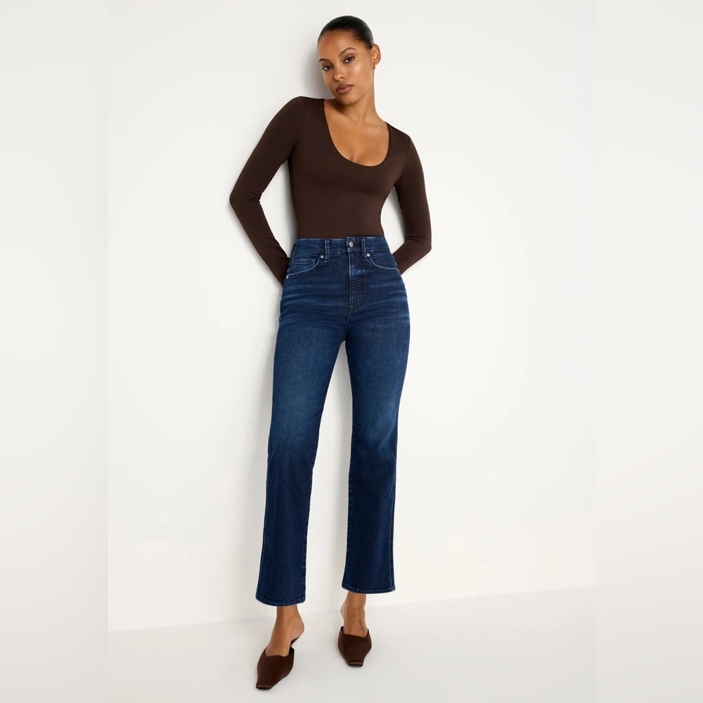 GOOD AMERICAN Always Fits Good Curve Straight Jeans in Indigo 0-4